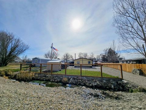 8392 Main St Letha ID 83636