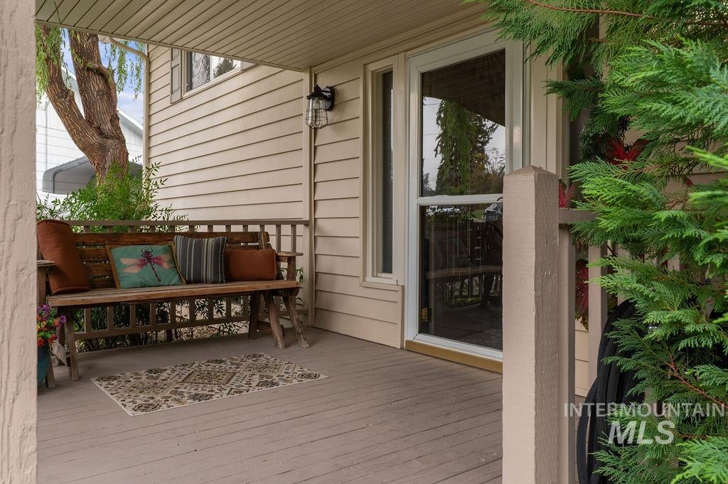 Photo of 3509 7th St E ST, Lewiston, ID 83501 (MLS # 99001069)