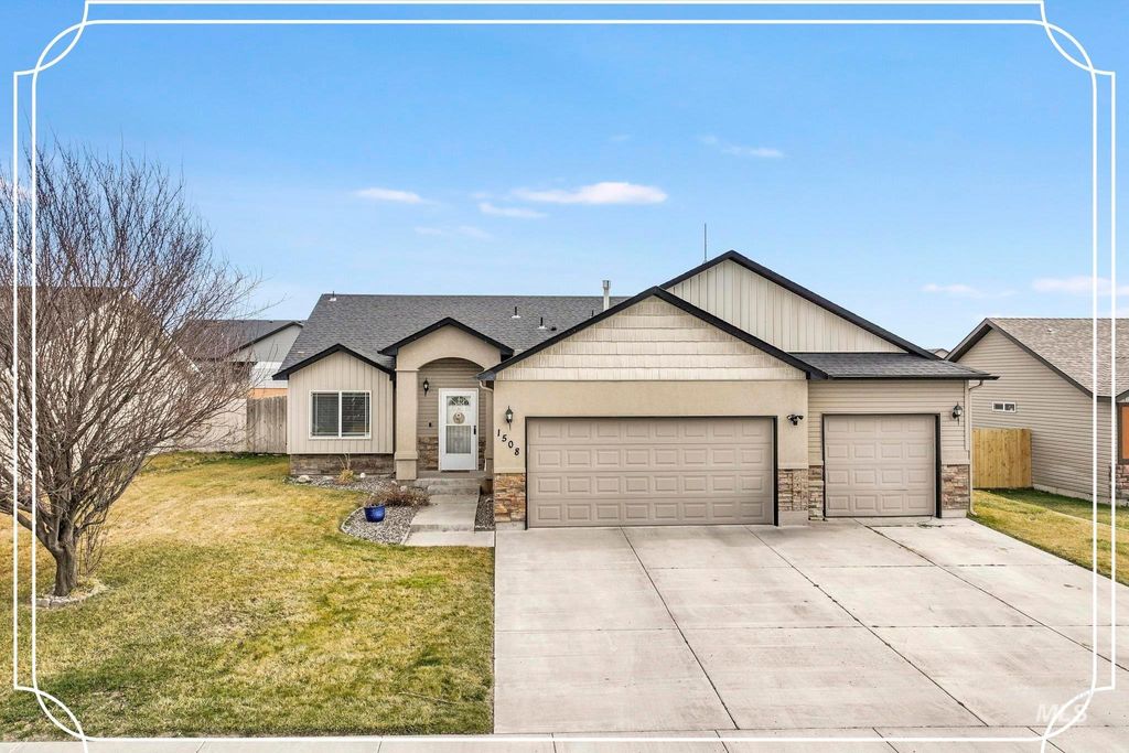 Photo of 1508 N Cedar Street, Jerome, ID 83338 (MLS # 98976054)