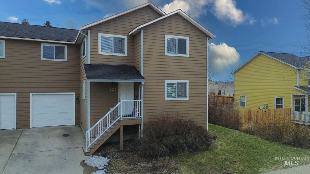 Photo of 621 Britton Ln, Moscow, ID 83843 (MLS # 98976407)