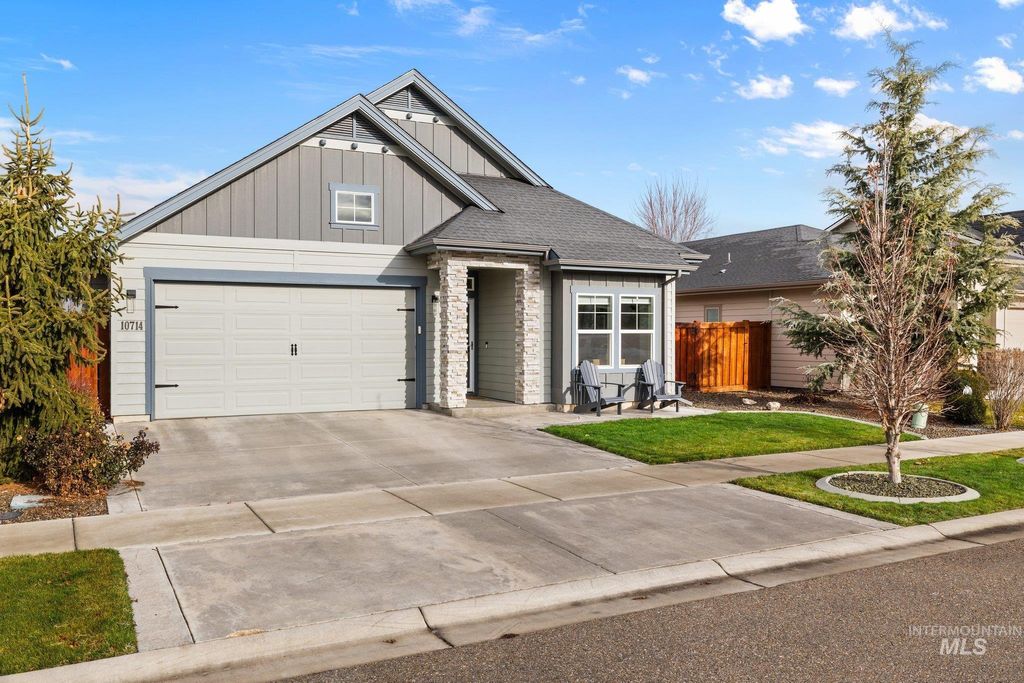 Photo of 10714 W Evelia St, Boise, ID 83709 (MLS # 98970775)