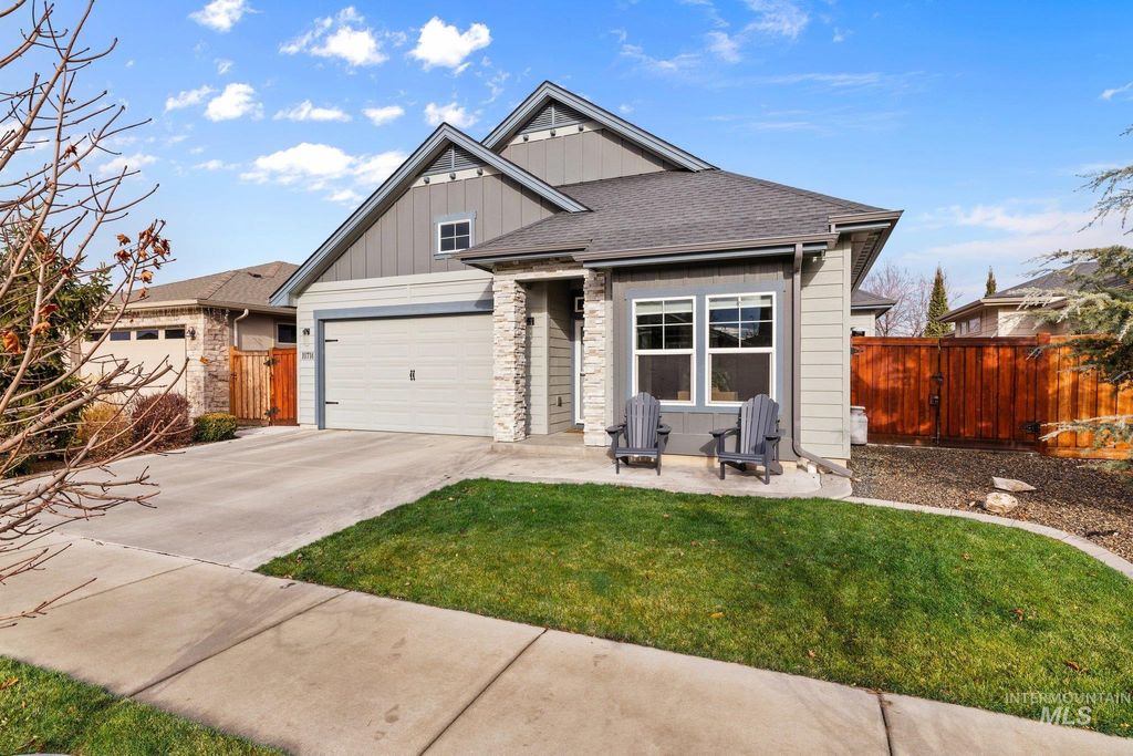 Photo of 10714 W Evelia St, Boise, ID 83709 (MLS # 98970775)