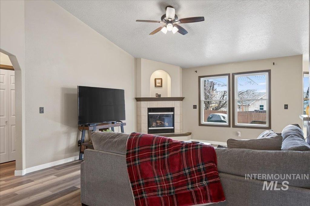 Photo of 8237 W Falling Star St, Boise, ID 83709 (MLS # 98971249)