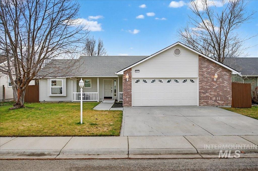 Photo of 8237 W Falling Star St, Boise, ID 83709 (MLS # 98971249)