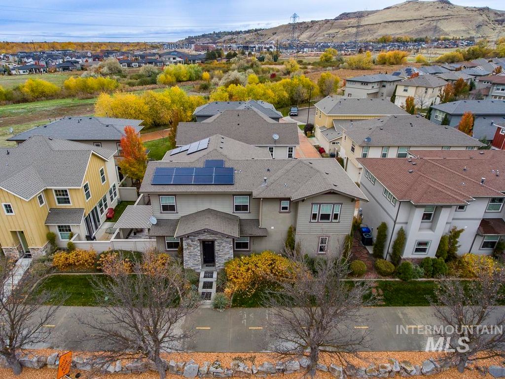 Photo of 3834 S Caddis Place, Boise, ID 83716 (MLS # 98966874)