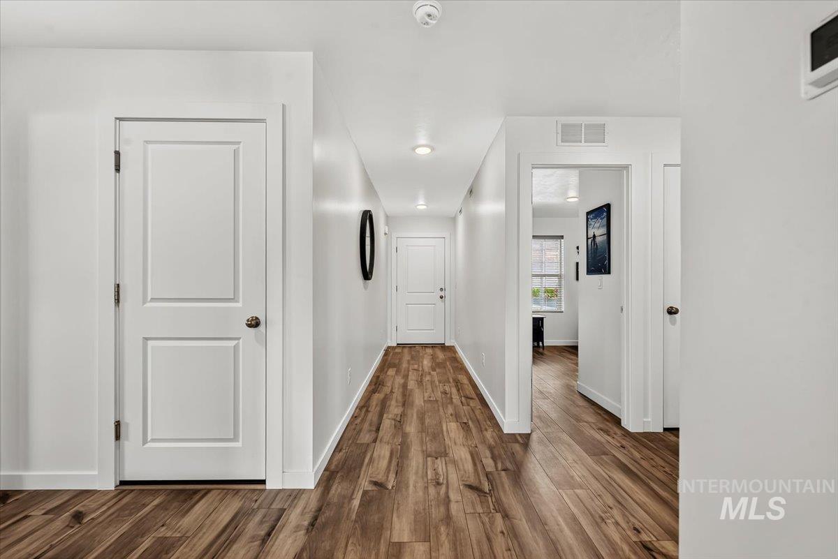 14393 Skys End Ct