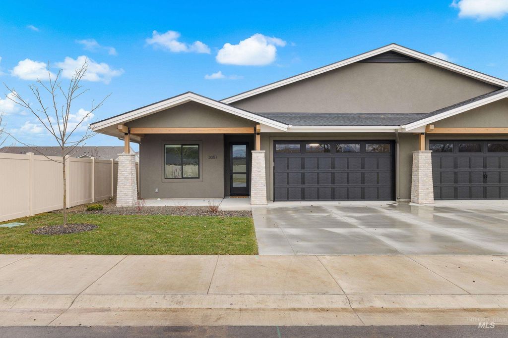 Photo of 3057 N Lapis Ave, Meridian, ID 83646 (MLS # 98970631)