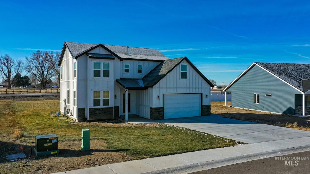 Photo of 629 Manning Circle, Paul, ID 83347 (MLS # 98966545)