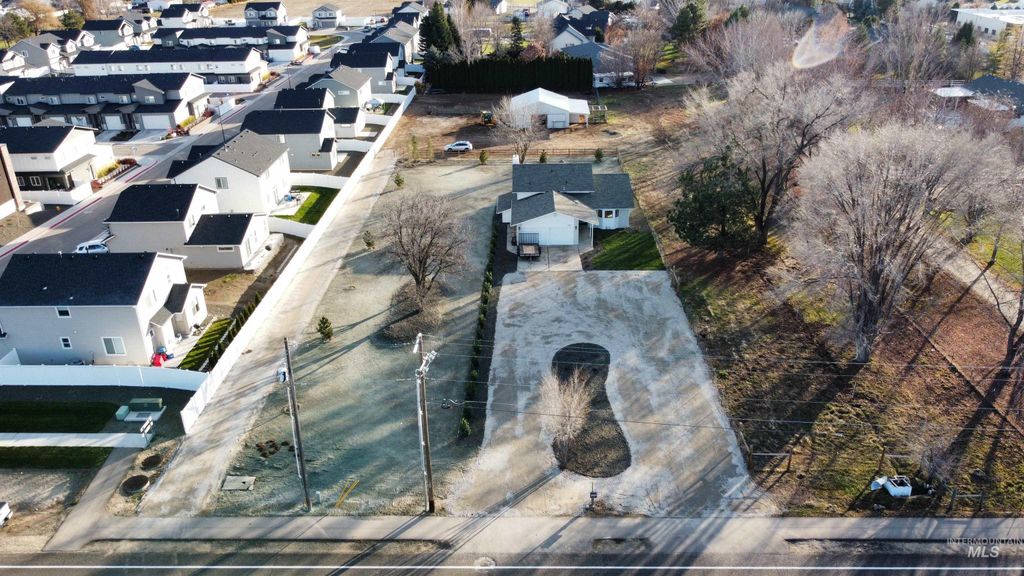 Photo of 4907 Stamm Ln, Nampa, ID 83687 (MLS # 98969619)