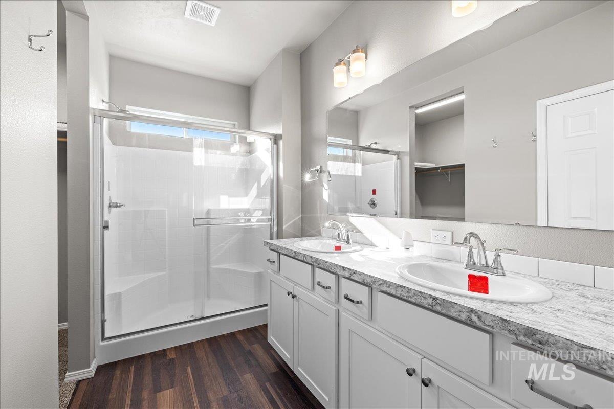 Kuna, Idaho 83634, United States, 3 Bedrooms Bedrooms, ,2 BathroomsBathrooms,Residential,Active,11307