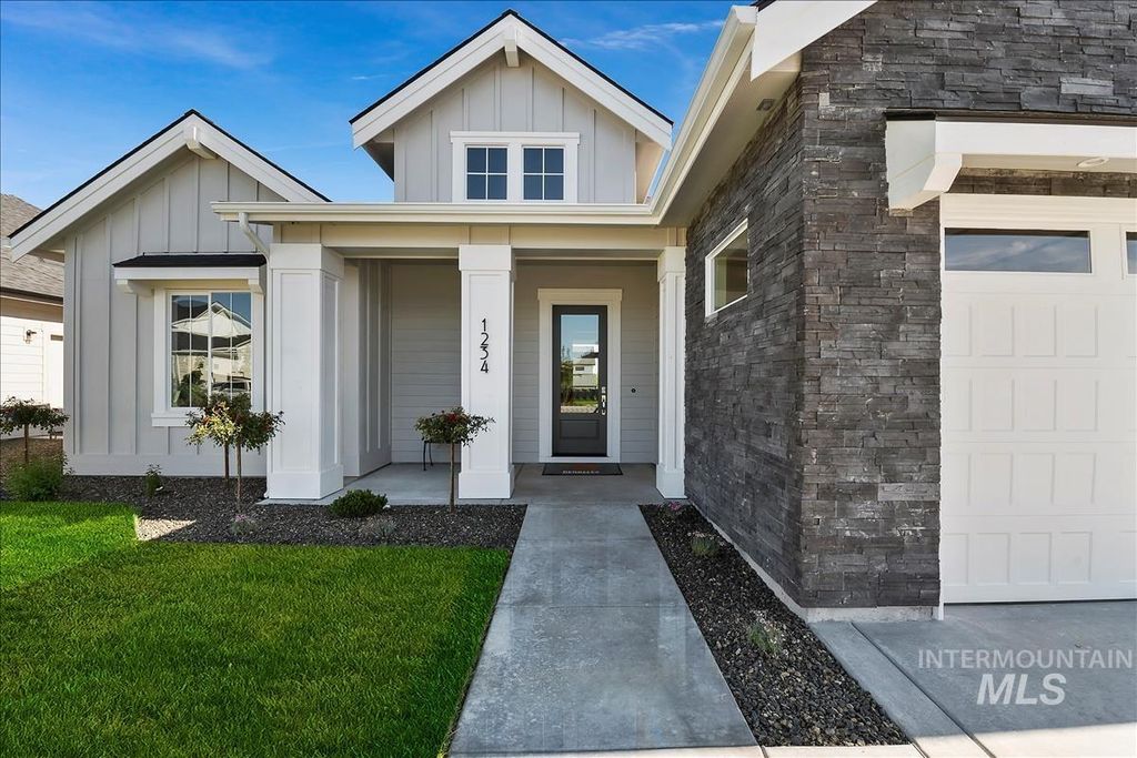 Photo of 6372 W Carnock Dr, Eagle, ID 83616 (MLS # 98975875)