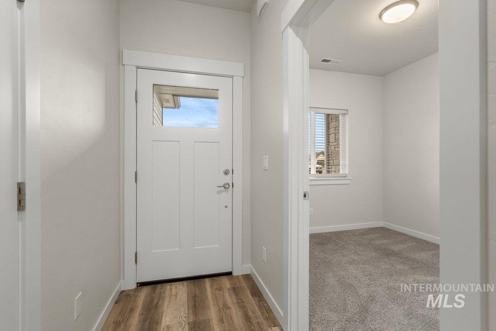 Photo of 4863 N Selway Falls Lane, Meridian, ID 83646 (MLS # 98963513)