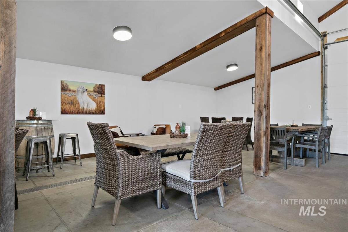 5446 N Highway 16