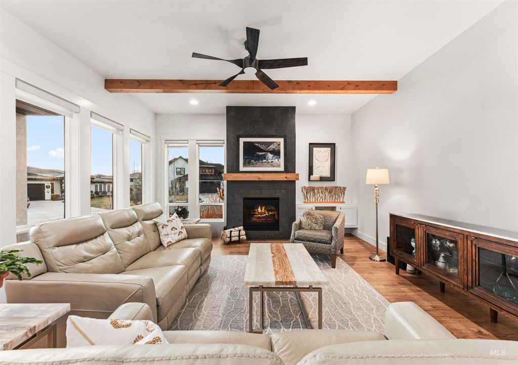 Photo of 3941 S Daybreak Pl, Meridian, ID 83642 (MLS # 98971650)