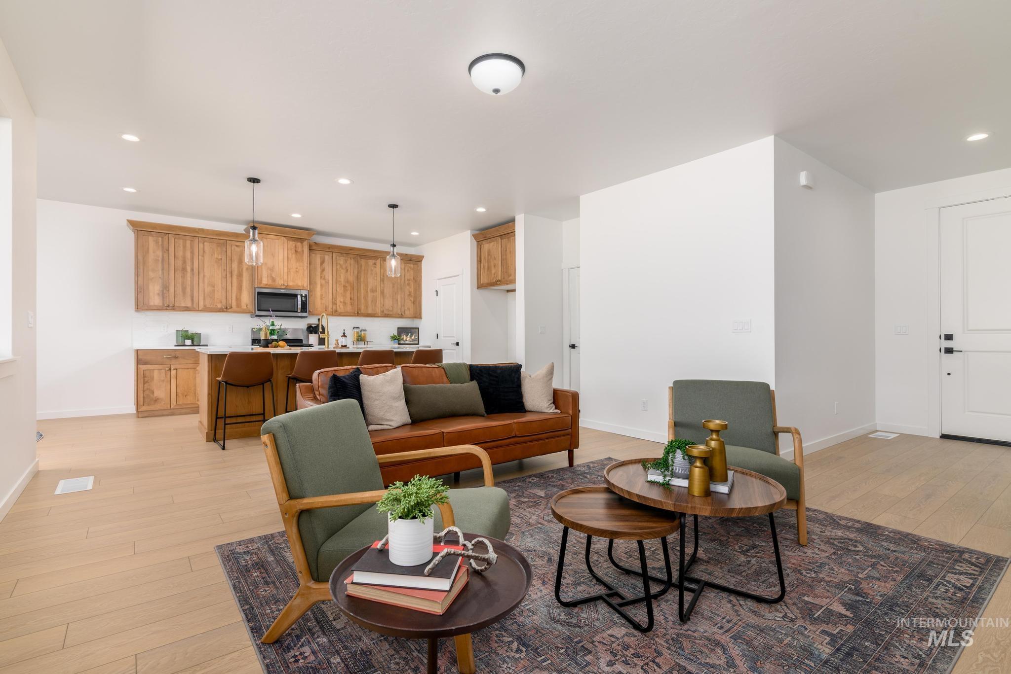 1851 W Blue Lightning St