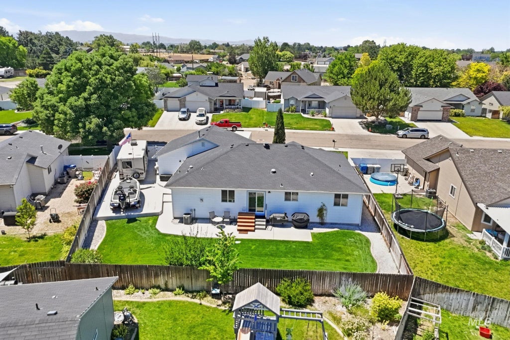 Photo of 514 W Palmer Dr, Nampa, ID 83686 (MLS # 98993385)