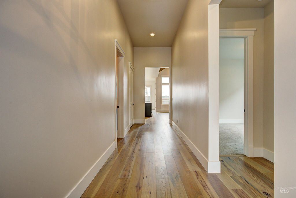 Photo of 918 E Escalation St, Meridian, ID 83642 (MLS # 98981649)