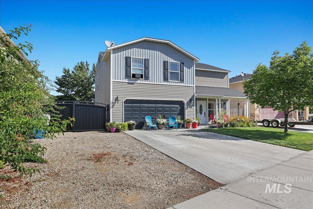 168 E Willow Creek Dr