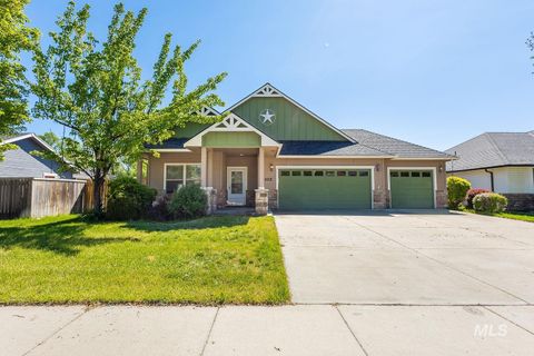 Photo of 1102 N Little Camas Ave, Star, ID 83669 (MLS # 98957802)