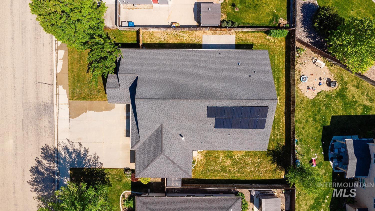 Aerial view of property and surrounding area