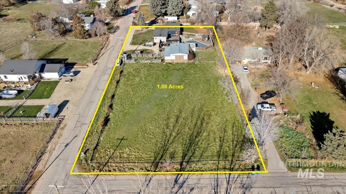 1360 Rolling Hill Drive