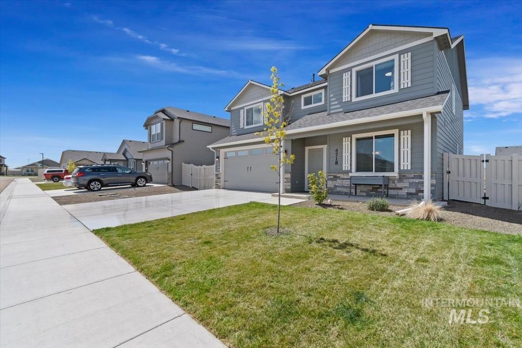 Photo of 4718 Great Falls Ave, Caldwell, ID 83607 (MLS # 98992213)