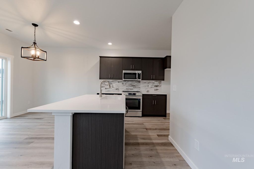 Photo of 4384 N Alameda Creek Ave, Meridian, ID 83646 (MLS # 98984751)