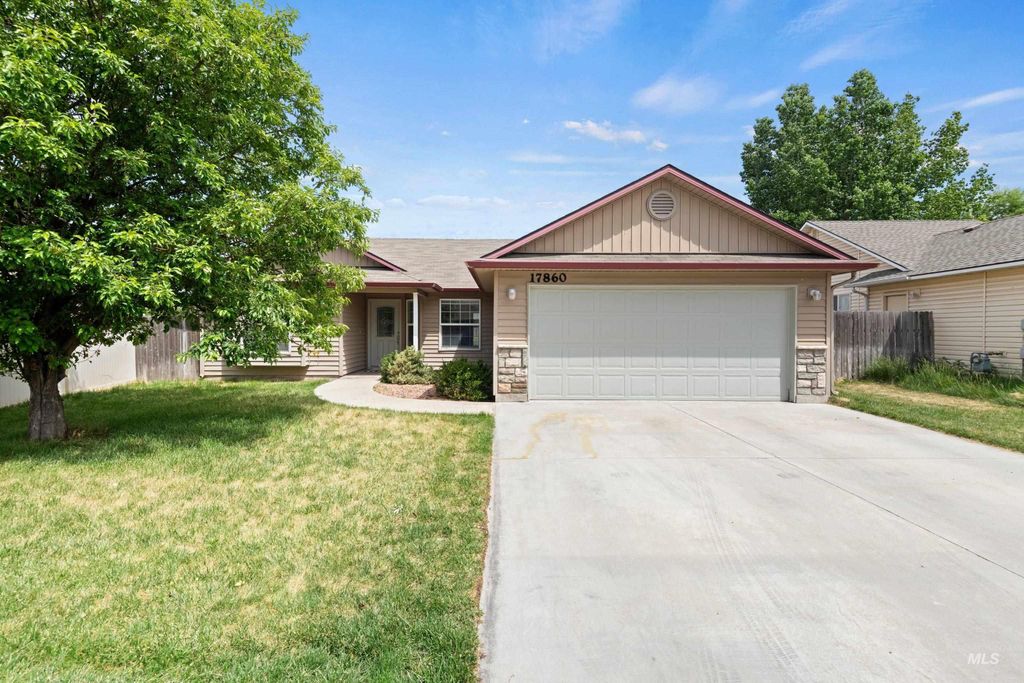 Photo of 17860 Monarch Way, Nampa, ID 83687 (MLS # 98988496)