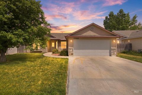 Photo of 17860 Monarch Way, Nampa, ID 83687 (MLS # 98988496)