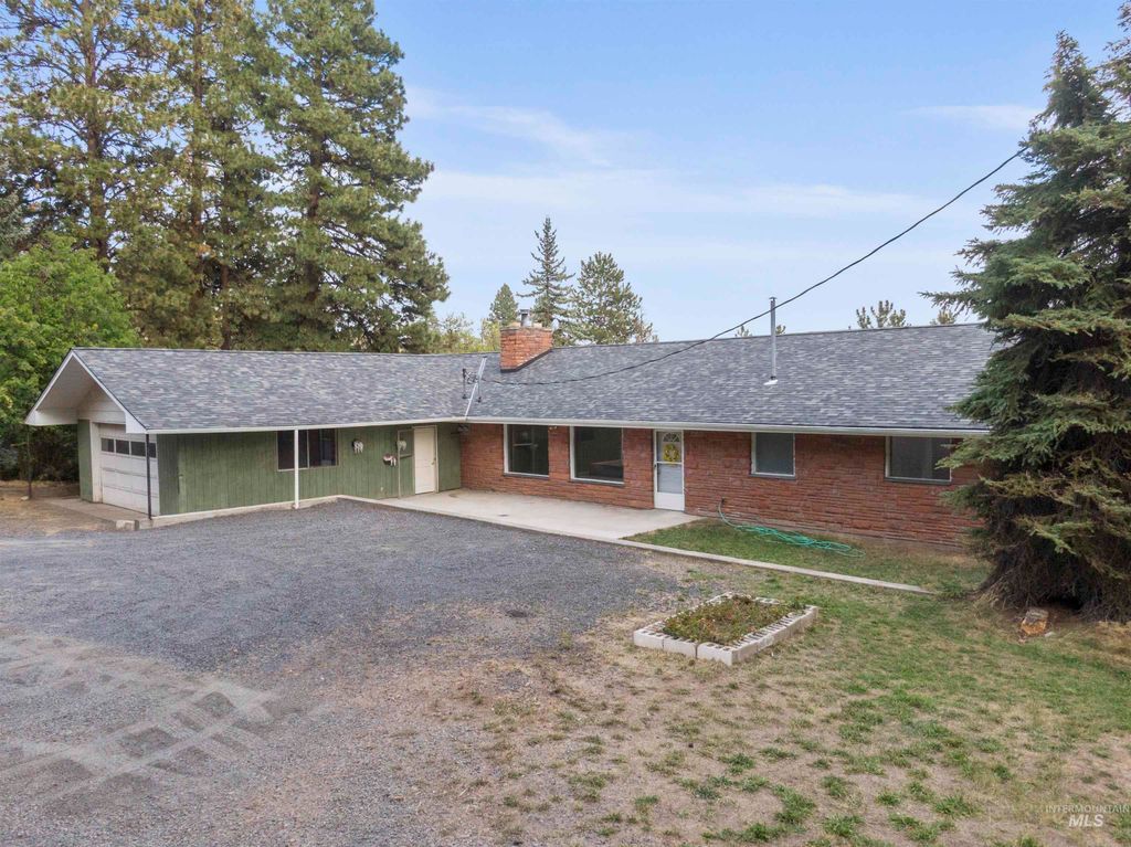 Photo of 4649 Hwy 95 N, Moscow, ID 83843 (MLS # 98959412)