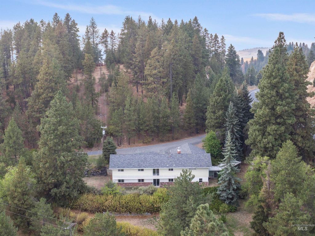 Photo of 4649 Hwy 95 N, Moscow, ID 83843 (MLS # 98959412)