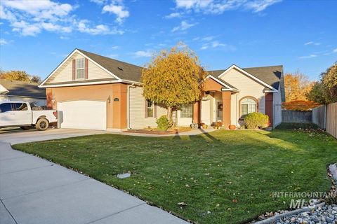 Photo of 524 Meadowlark Way, Twin Falls, ID 83301 (MLS # 98967047)