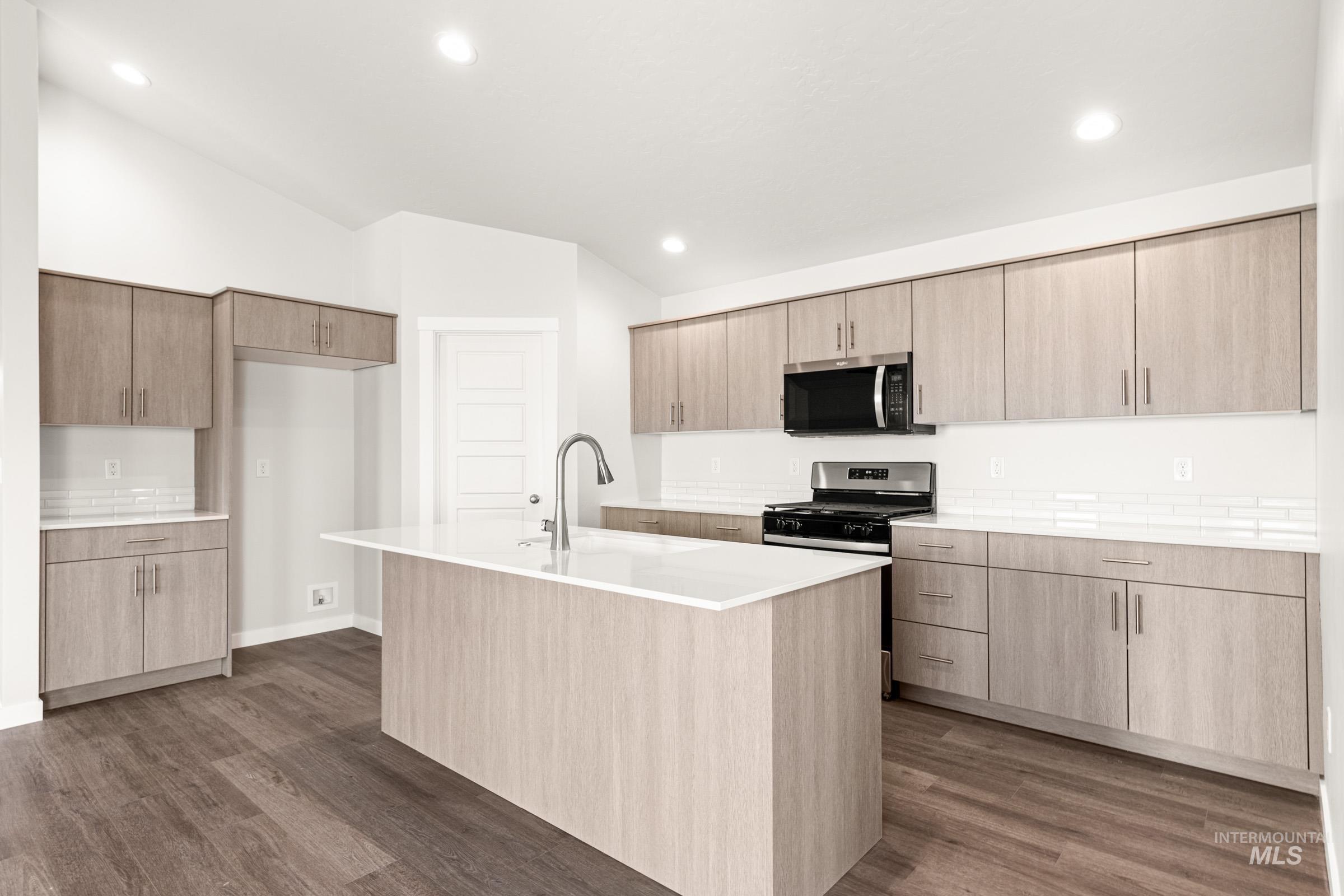 2449 W Clegane Ct