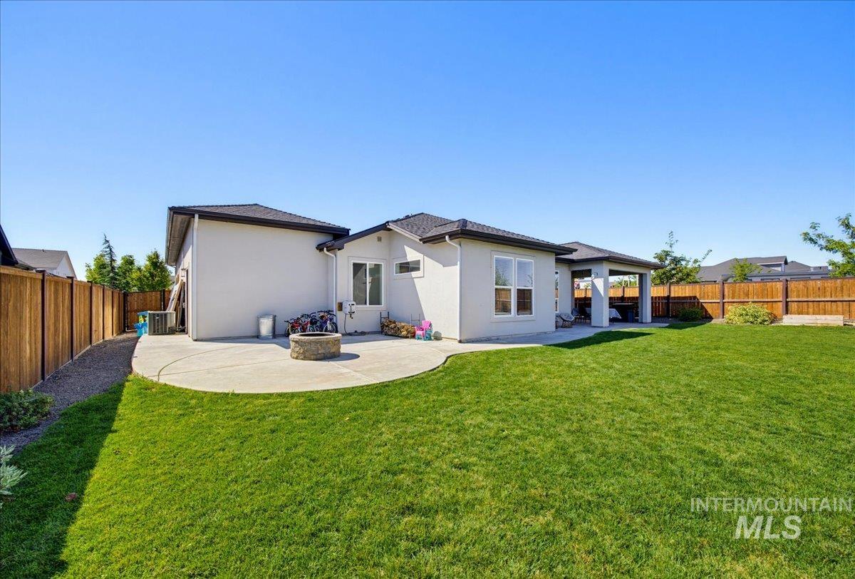 1294 W Tenzing Ct