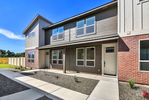 2902 Dale Lane Caldwell ID 83605
