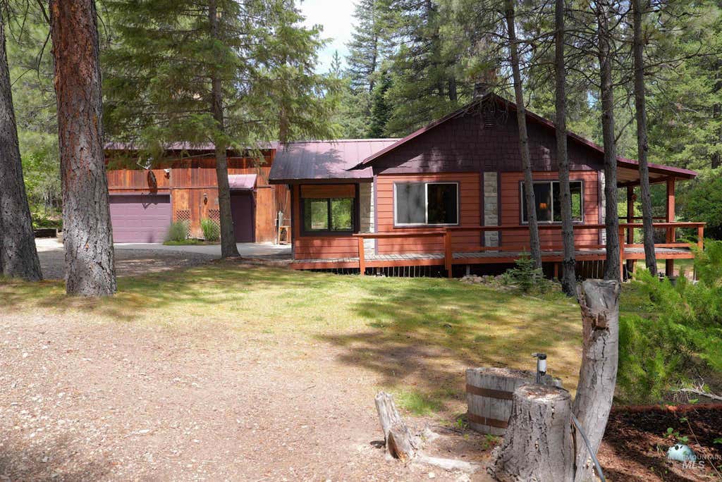 Photo of 47 Shilo Dr, Garden Valley, ID 83622 (MLS # 98990729)