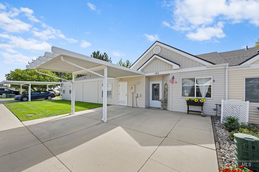 Photo of 105 E Waterbury Ln, Meridian, ID 83646 (MLS # 98962472)