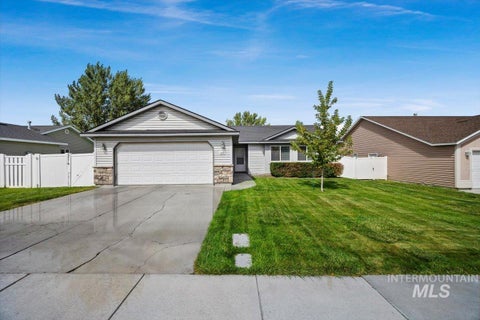 Photo of 480 Silver Pheasant Ave, Twin Falls, ID 83301 (MLS # 98999929)