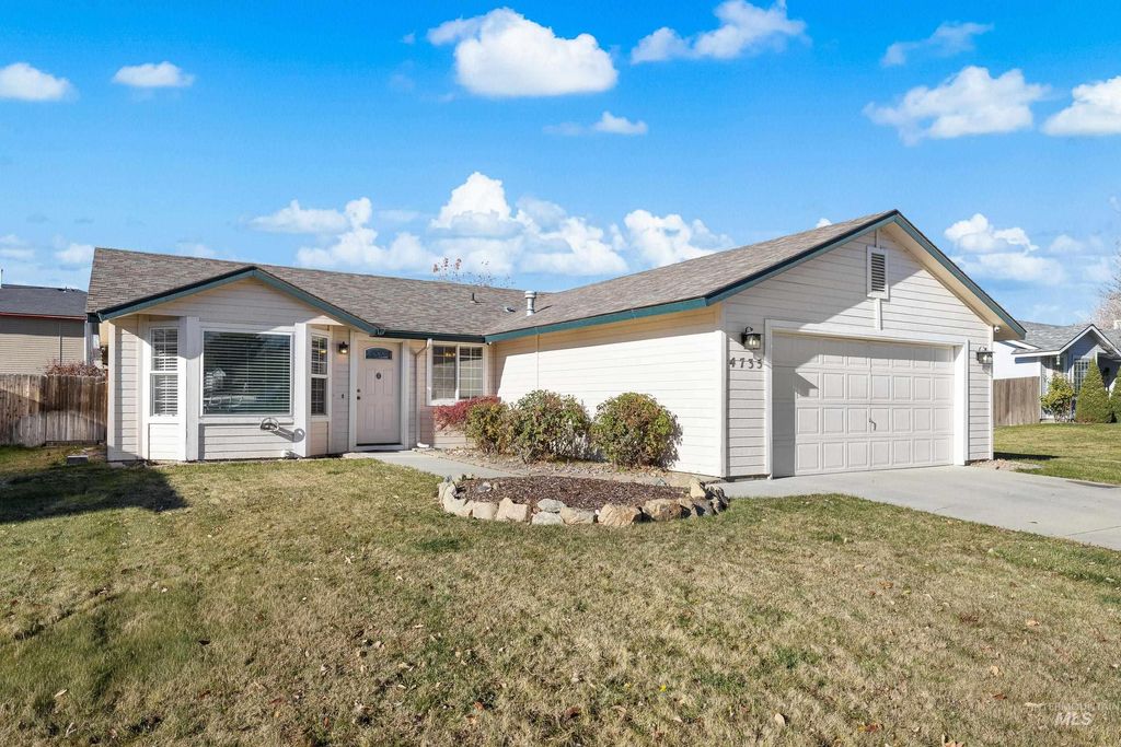Photo of 4735 S Rawhide Ave, Boise, ID 83709 (MLS # 98969391)
