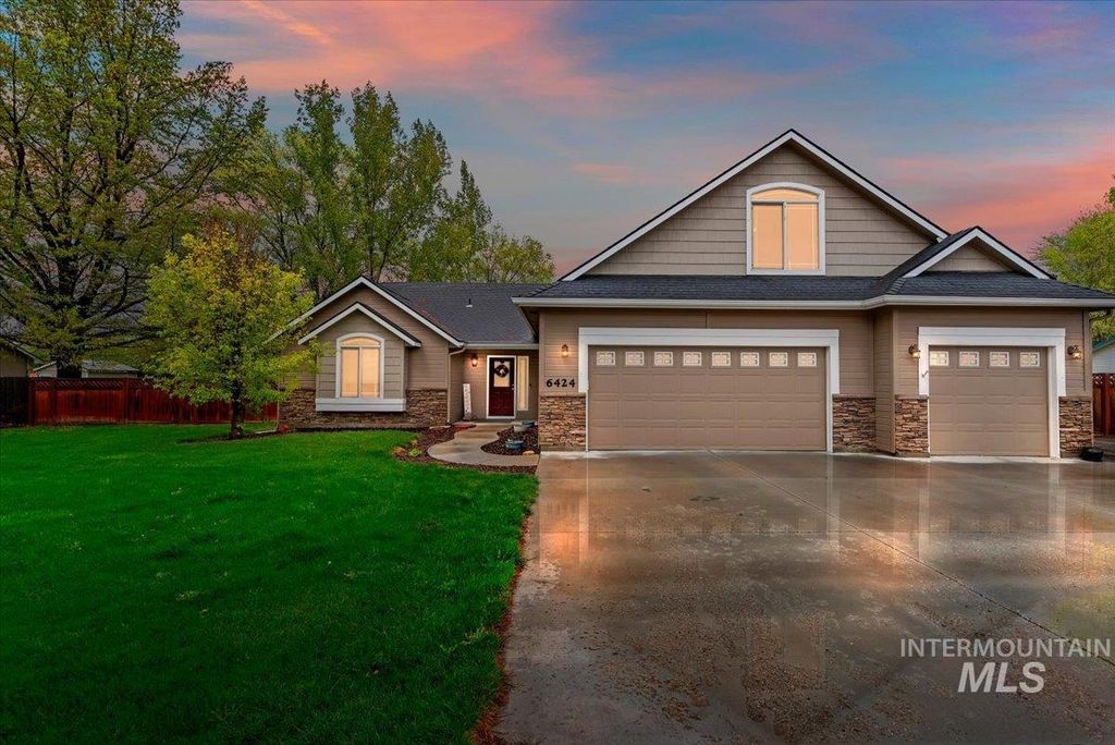 Photo of 6424 Ustick Road, Nampa, ID 83687 (MLS # 98982446)