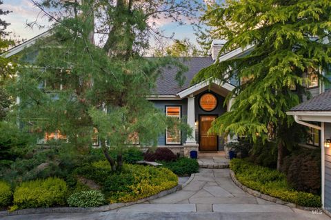 876 E Pennsylvania Ln Boise ID 83706