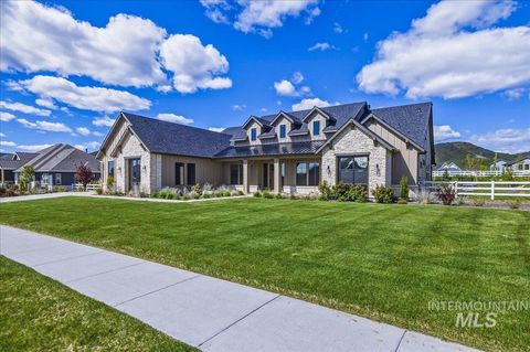 Photo of 7664 W Diamond Lake Dr, Boise, ID 83714 (MLS # 98984468)