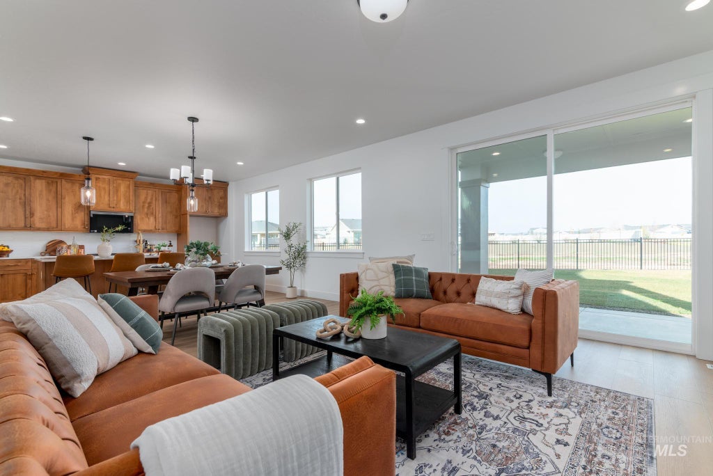 Photo of 8599 S Copperdale Ave, Kuna, ID 83634 (MLS # 99001306)