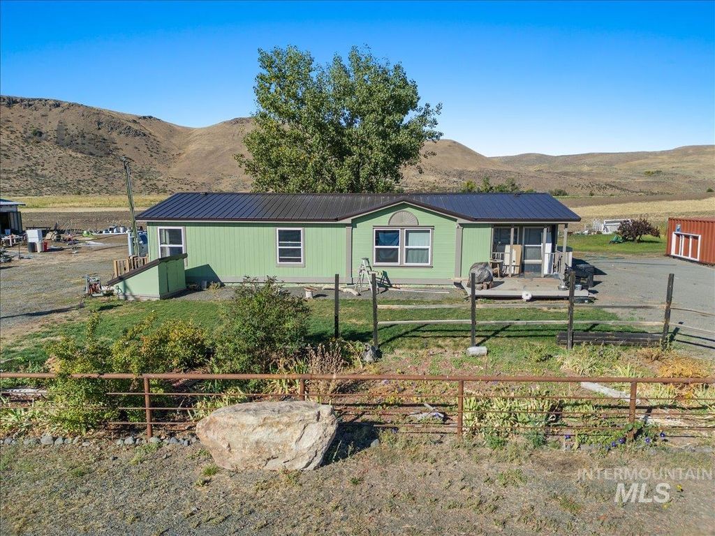 Photo of 2284 Weiser River Rd, Weiser, ID 83672 (MLS # 98962924)