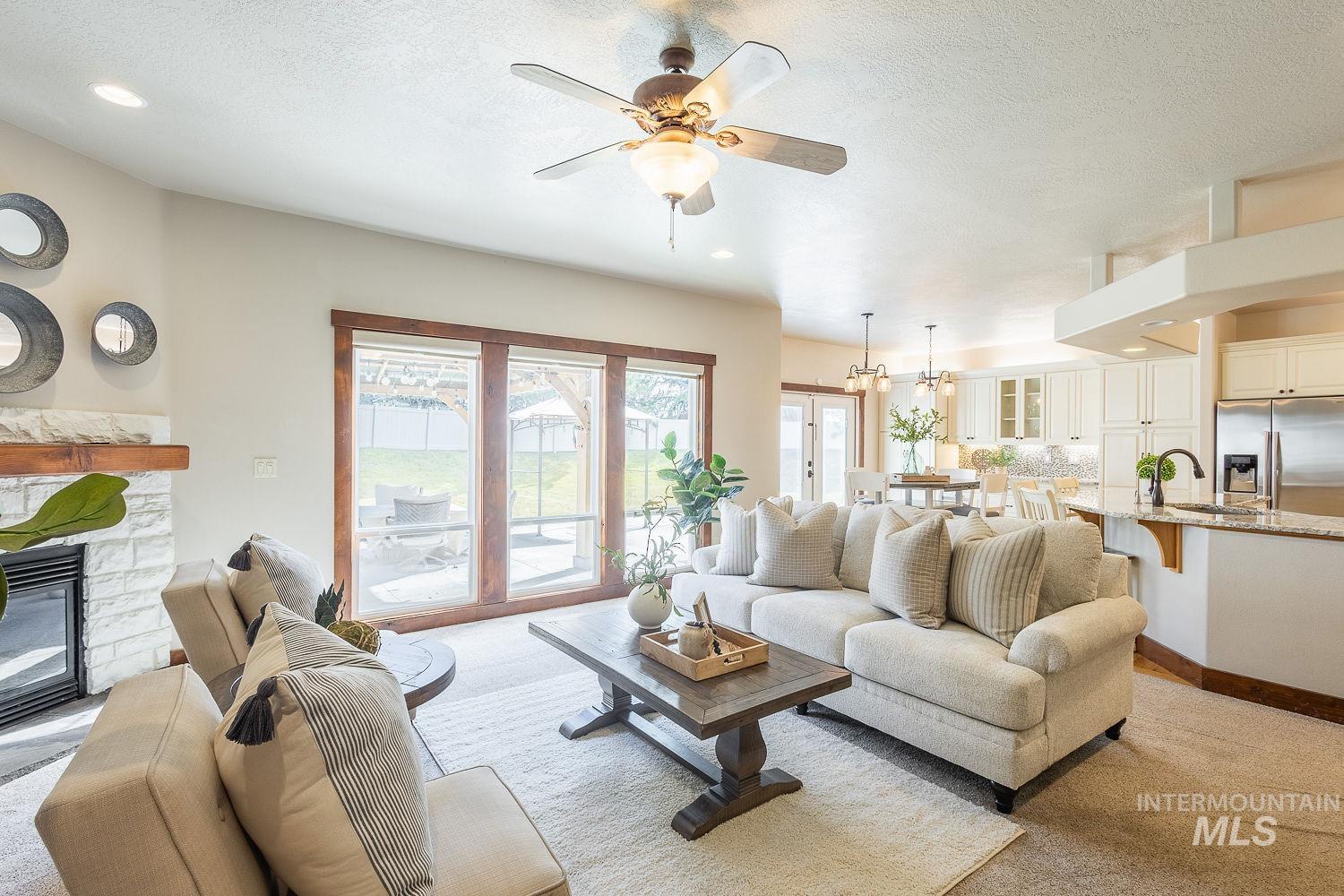 296 N Clearpoint Way