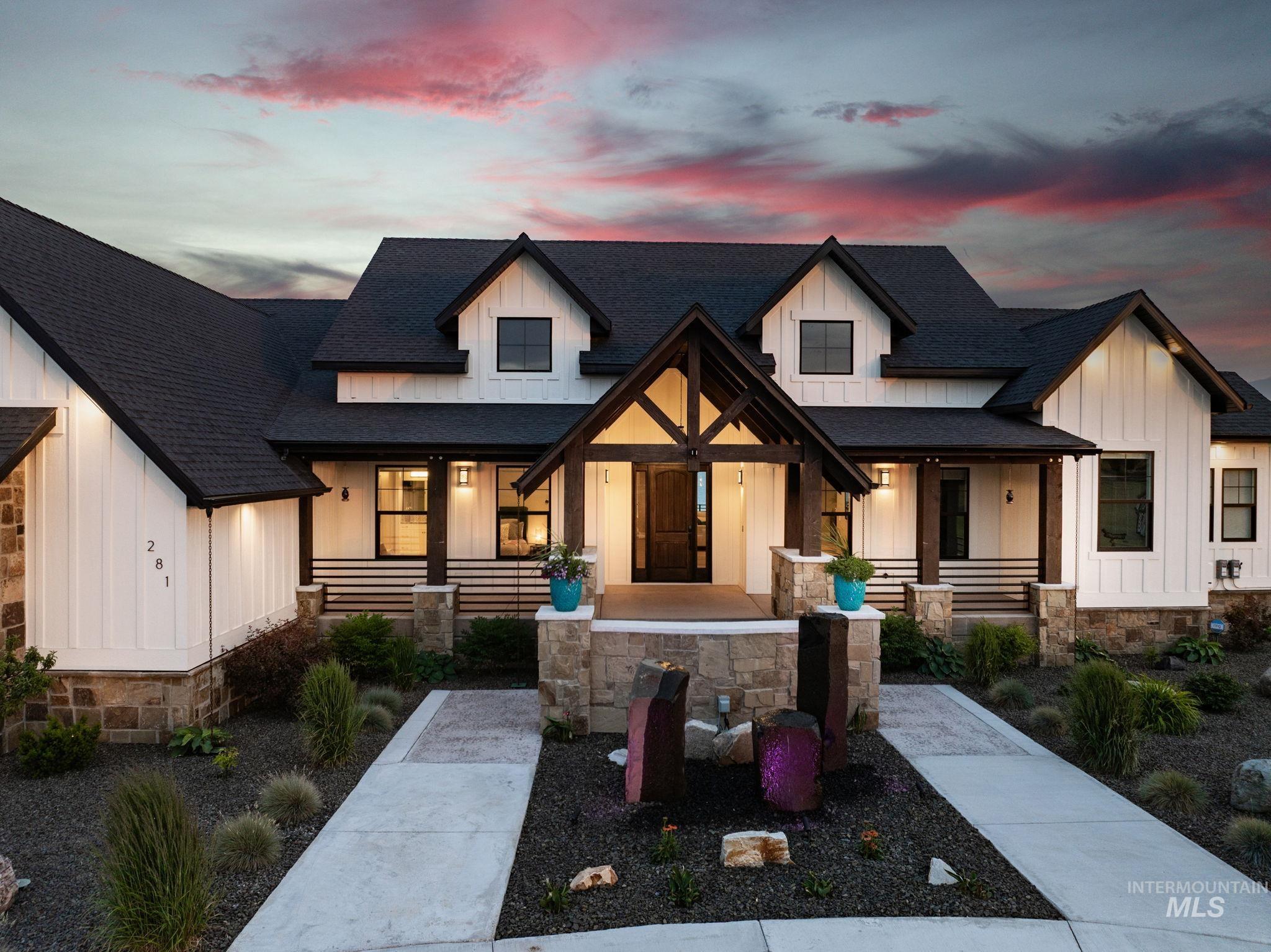 281 Lakeshore Dr