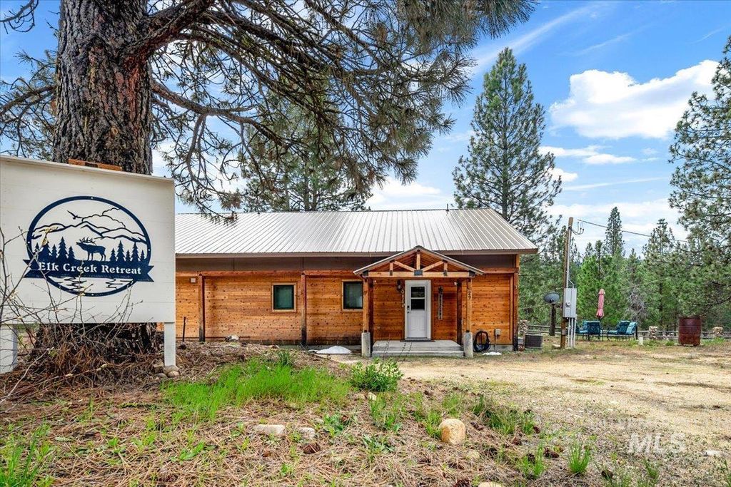 Photo of 29 Mcintyre Gulch Rd, Idaho City, ID 83631 (MLS # 98983134)