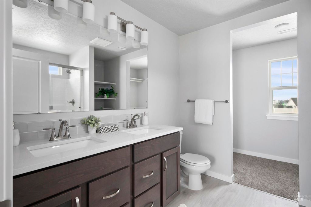 Photo of 10104 Longtail Drive, Nampa, ID 83687 (MLS # 98966157)