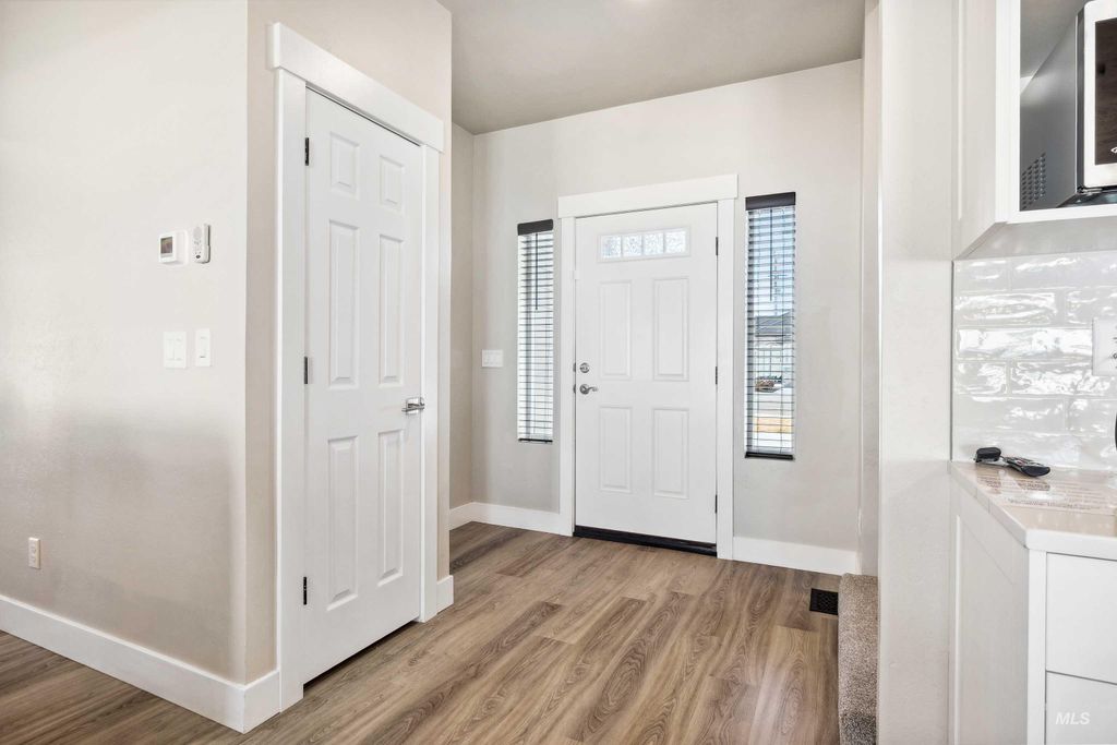 Photo of 704 Midnight Sun Loop, Twin Falls, ID 83301 (MLS # 98938498)