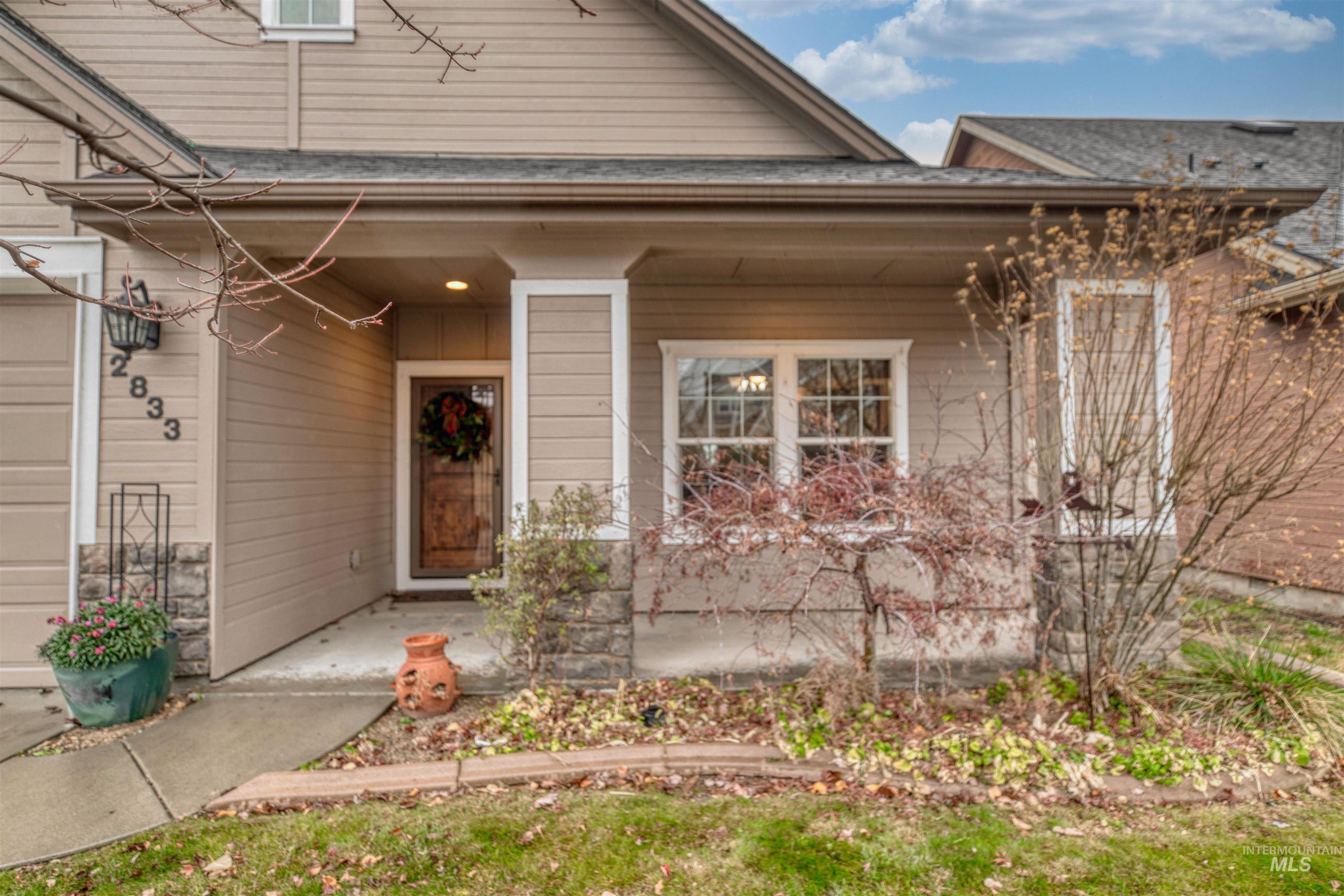 2833 N Christian Way